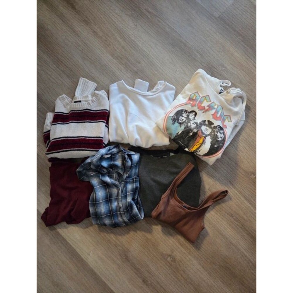 Womens long sleeve shirts sweater bundle size XS